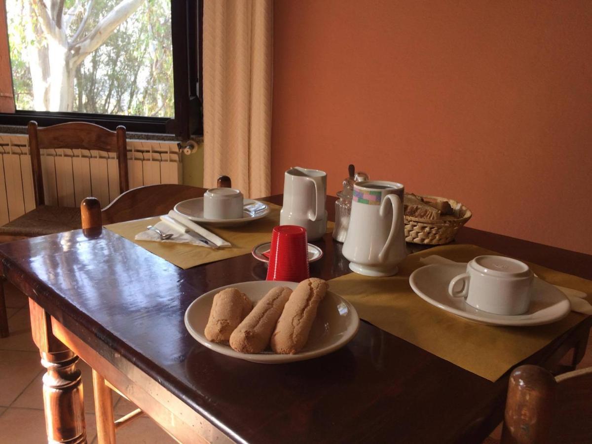 Agriturismo E Antica Fattoria Matteu Acomodação com café da manhã Teulada Exterior foto
